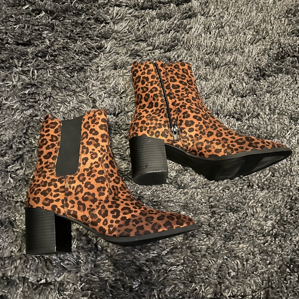 Leopard Booties - Picture 2 of 3